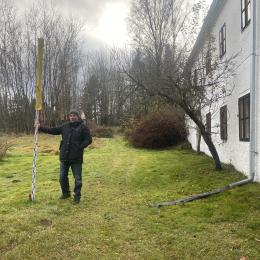 NEOPLOCENÝ KEMP KONČÍ 4 METRY OD NEJBLIŽŠÍHO DOMU